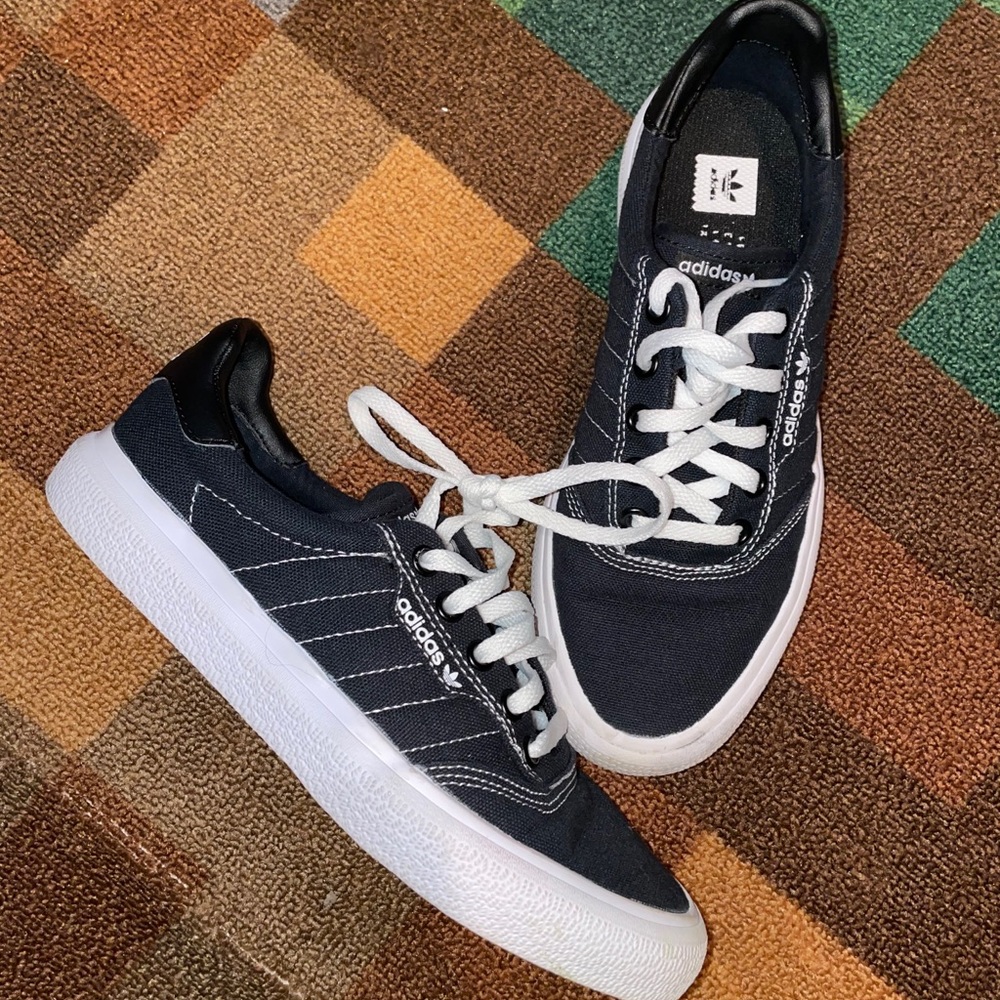 Boys Size 5 Adidas Shoes